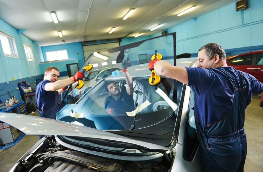 Why Choosing a Local Auto Glass Shop Matters