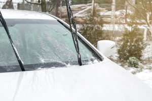 Does Cold Weather Make Windshield Cracks Worse?